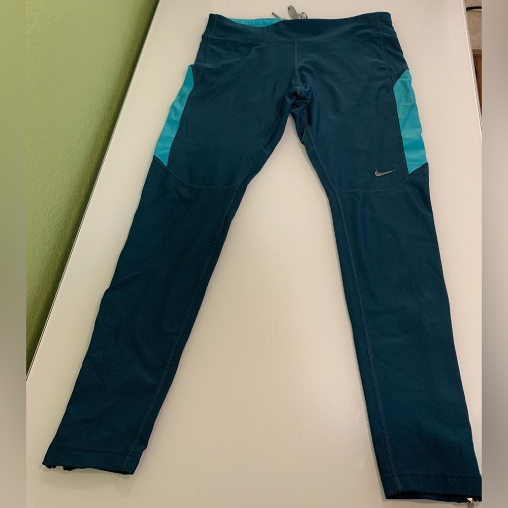 Nike Dri-Fit Blue Green Running Yoga Workout Capri Leggings Women's Size Small